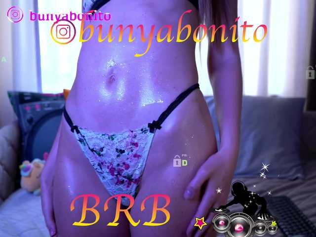 Snímky obrazovky vysielania LornaParty