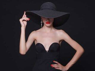 Erotický videohovor -WitchBlades-