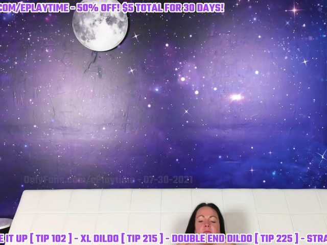 Snímky obrazovky vysielania GirlPlaytime