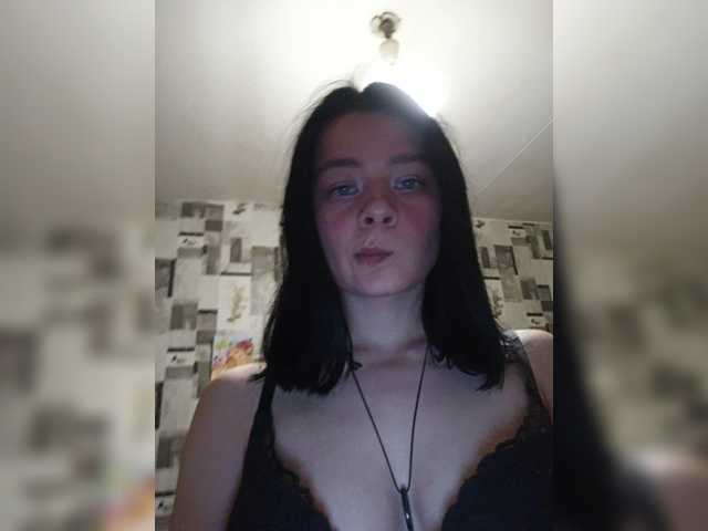 Snímky obrazovky vysielania -Fray-