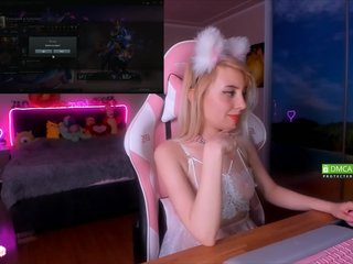 Fotografie __Cristal__ Hi. I'm Alice)Support in the top 100, please)Lovense in mу - work frоm 2tk! 20 tk - random, the most pleasant 2222 - 200 ces fireworks, cute cmile 22, show ass - 51, Ahegao 35, squirt 800.