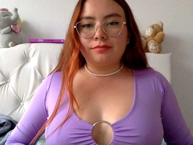 Fotografie -SweetDevil- WELLCOME big and small devils to my HELL!! I love make this inferno the best erotic place in BONGACAMS!!!! I don't make explicit - I just want to have fun in a different way. But some things put me so hot.. you know what!