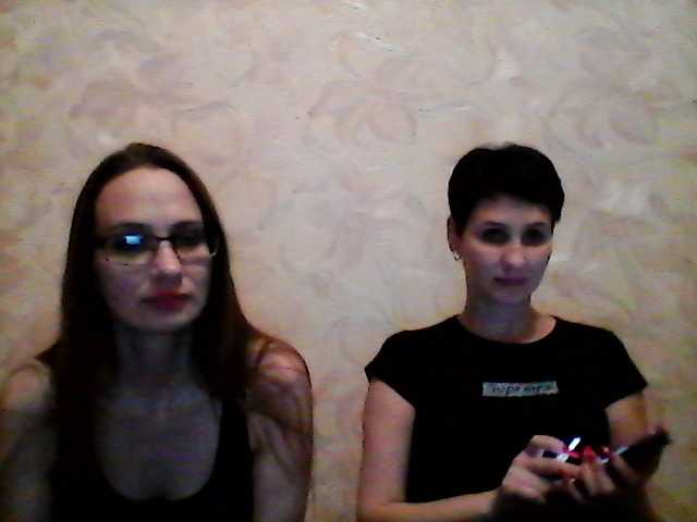 Snímky obrazovky vysielania -TwiXXX-