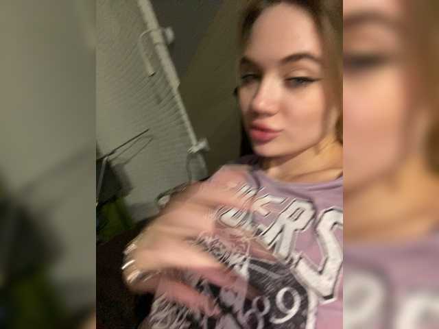 Snímky obrazovky vysielania _--_--_--_