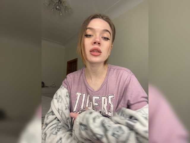 Snímky obrazovky vysielania _--_--_--_