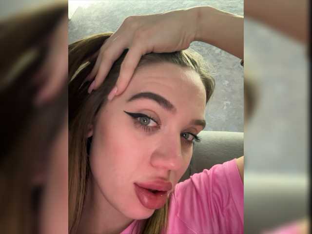 Snímky obrazovky vysielania _--_--_--_