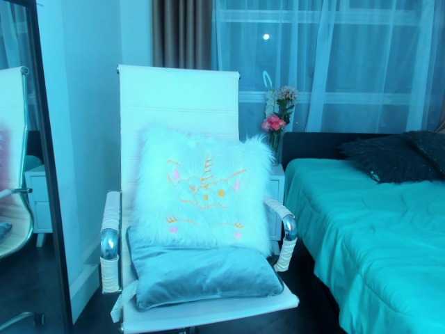 Snímky obrazovky vysielania abby-deep