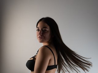 Erotický videorozhovor Abiel-Popescu