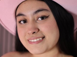 Erotický videohovor Abril-Jhons