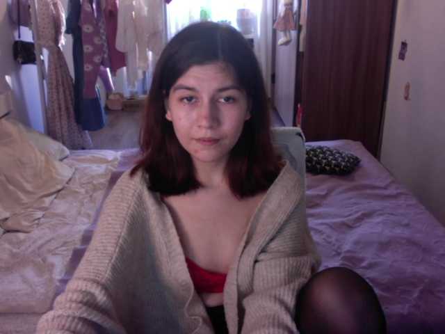 Snímky obrazovky vysielania acidwaifu