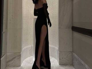 Erotický videohovor Adelyat