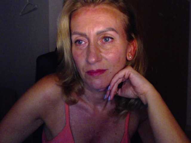 Snímky obrazovky vysielania AdreySmith