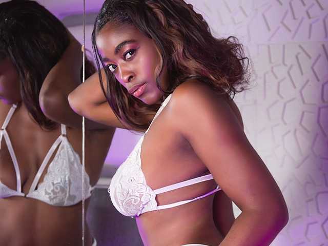 Foto profilu AdrianaCampbell