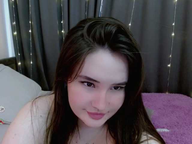 Snímky obrazovky vysielania AfinaDj