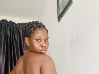 Erotický videohovor AfricanQueen90