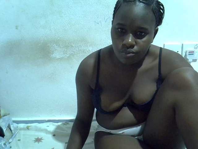 Snímky obrazovky vysielania Africansexxy