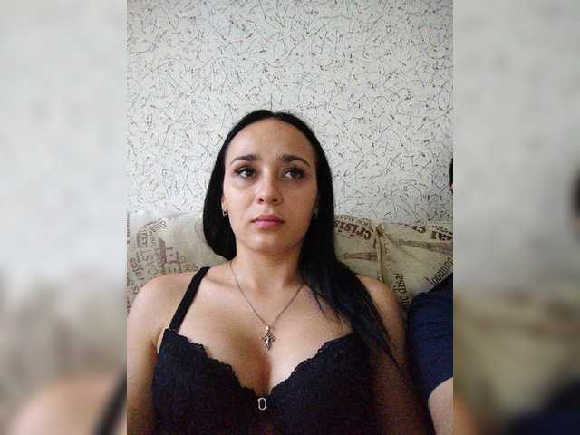 Snímky obrazovky vysielania dark_brunet