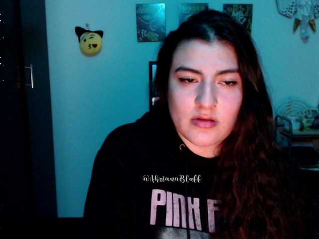 Snímky obrazovky vysielania ahrianabluff