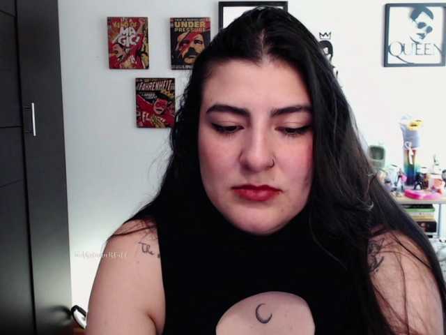 Snímky obrazovky vysielania ahrianabluff