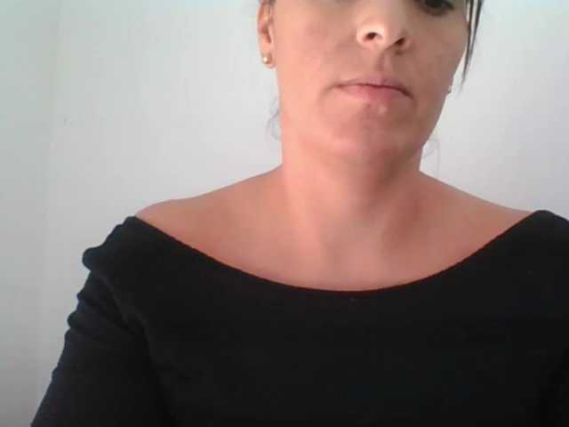 Snímky obrazovky vysielania AimeLeSex1