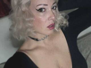 Erotický videohovor Aladeya