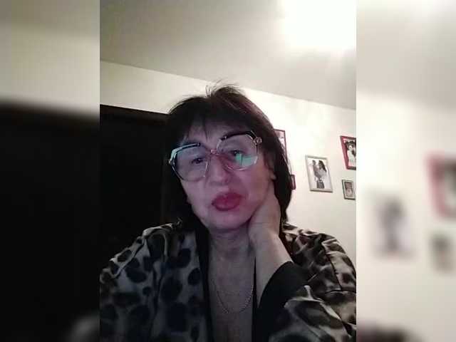 Snímky obrazovky vysielania AlbinaXPretty