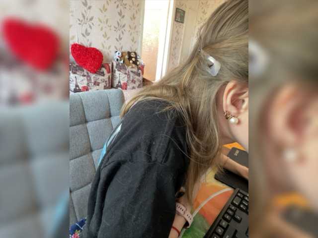 Snímky obrazovky vysielania NeZabudka-