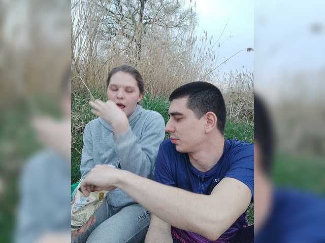 Snímky obrazovky vysielania AlikAsta