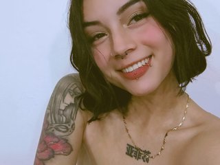 Erotický videohovor Alice-sarfati