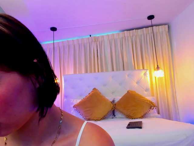 Snímky obrazovky vysielania Alice-sarfati