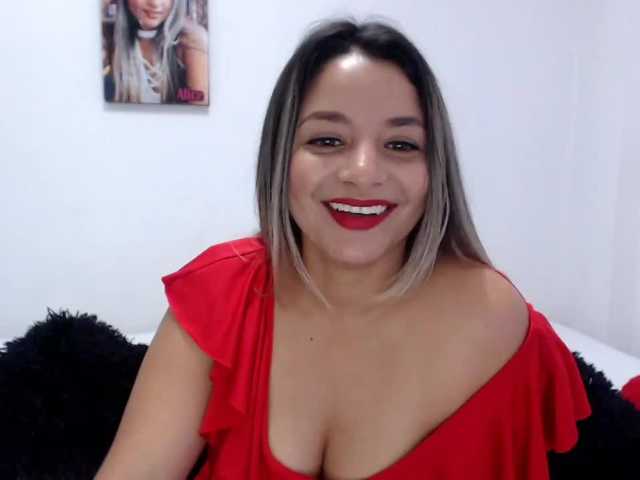 Fotografie alicequeenx hello guys welcome to my room im new model in here help me complette my goal and enjow the show #latina#curvy#hot#blonde#pvt#dildo#cum#squirt#pvt