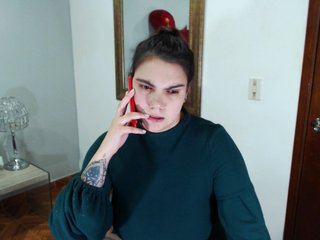 Snímky obrazovky vysielania AliceRoss