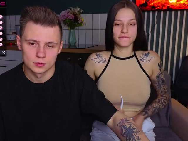 Snímky obrazovky vysielania AliceTyler