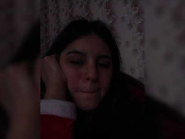 Snímky obrazovky vysielania Alisa2348