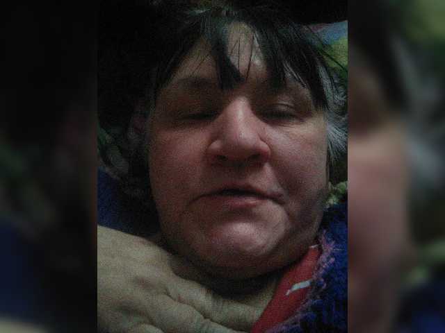 Snímky obrazovky vysielania AlisaLlisa