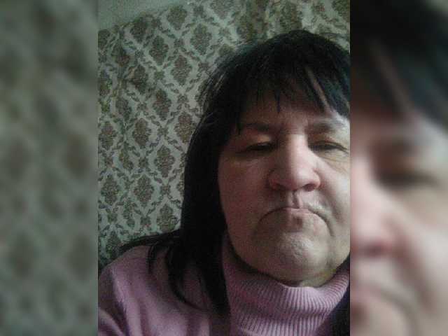 Snímky obrazovky vysielania AlisaLlisa
