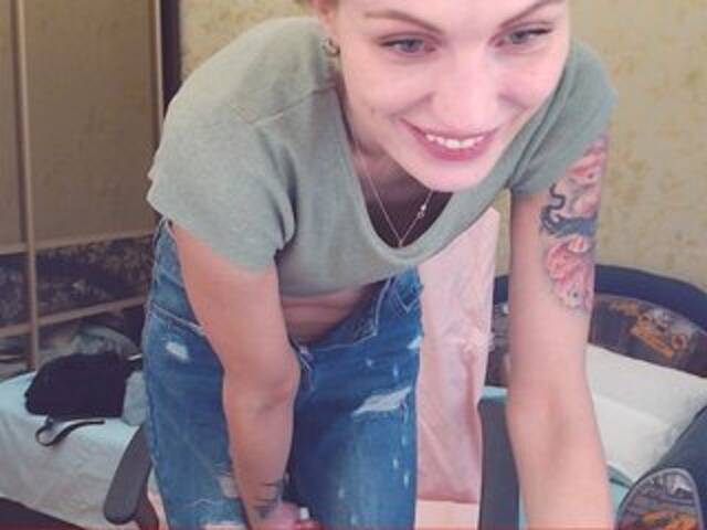 Snímky obrazovky vysielania AlishaTop