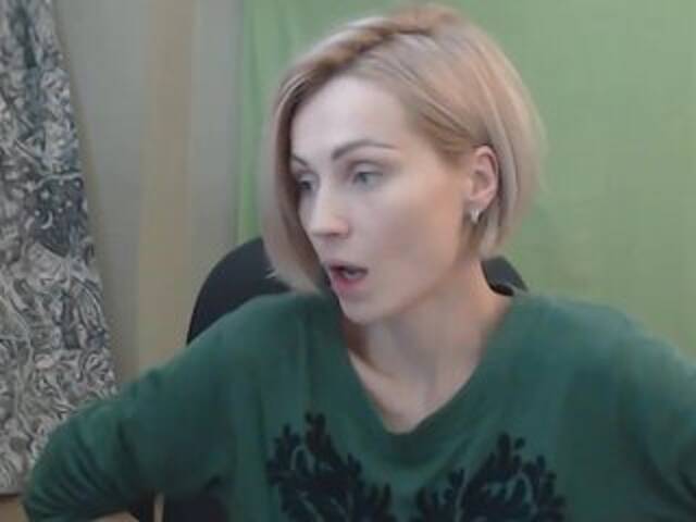 Snímky obrazovky vysielania AlishaTop