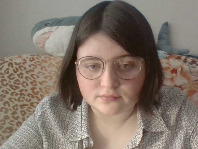 Snímky obrazovky vysielania alison19