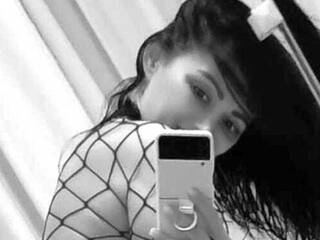 Erotický videohovor Alisshorny