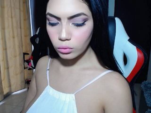 Snímky obrazovky vysielania Alisson-lee