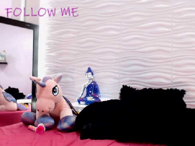 Snímky obrazovky vysielania AlizeBaker