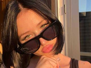 Erotický videohovor Ally-nin