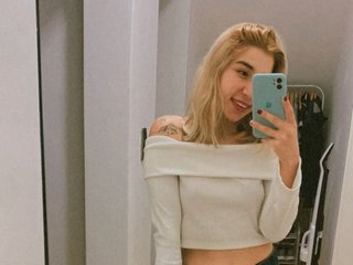 Erotický videohovor Allyson-Fiore