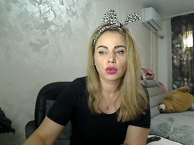 Snímky obrazovky vysielania Almadirtty