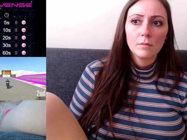 Snímky obrazovky vysielania AmberJayde