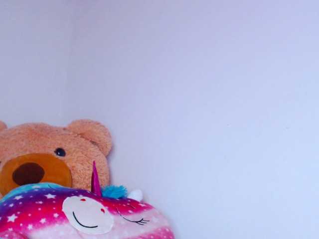 Snímky obrazovky vysielania AnahiBrowns