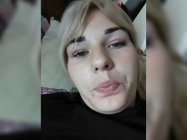 Snímky obrazovky vysielania Anasstasiz
