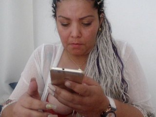 Fotografie Andreasexyass Andrea's Room, Help Make it Special! #Lovense #hot #tattoo #dirty #squirt #Lush #hairy #feet #dildo #sexy #milf #anal #bbw #bigtits #pvt #blowjob #sloppy #DP #latina #colombia #piercing #new