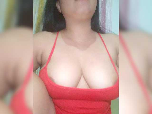 Snímky obrazovky vysielania AngelicAnya